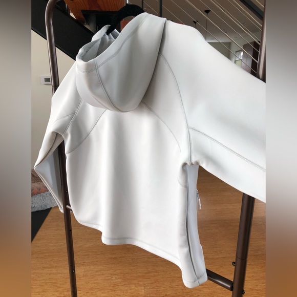 NWOT Interface Scuba urban hoodie with zip pockets and fleece lining: urban wear - Picture 3 of 11